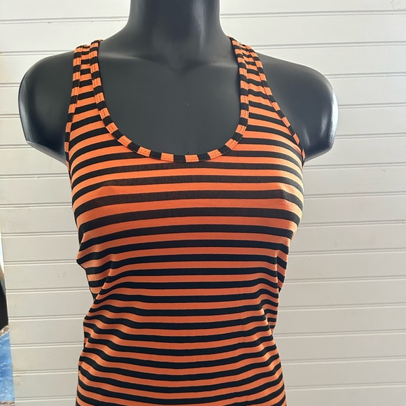 LULULEMON womens size 4 stripped racer back tank top - Picture 3 of 7